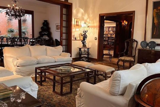 Casa à venda com 4 quartos, 400m² em Alto de Pinheiros, São Paulo