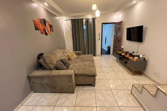 Sala de casa à venda com 2 quartos, 100m² em Jardim Santa Mena, Guarulhos
