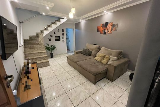 Casa à venda com 2 quartos, 100m² em Jardim Santa Mena, Guarulhos