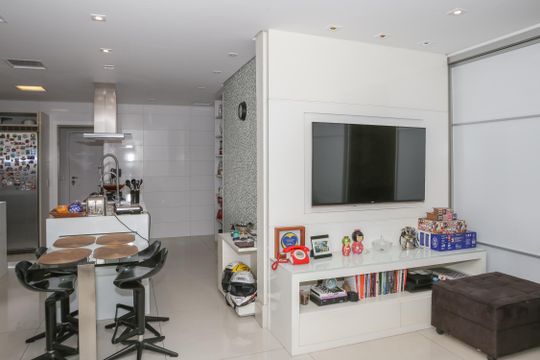 Cozinha de apartamento para alugar com 3 quartos, 255m² em Perdizes, São Paulo