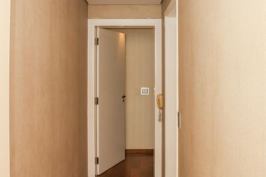 Corredor de apartamento para alugar com 3 quartos, 255m² em Perdizes, São Paulo