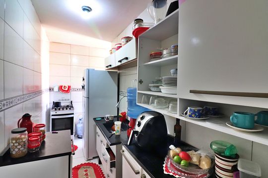 Cozinha e Área de Serviço de apartamento à venda com 2 quartos, 55m² em Cooperativa, São Bernardo do Campo