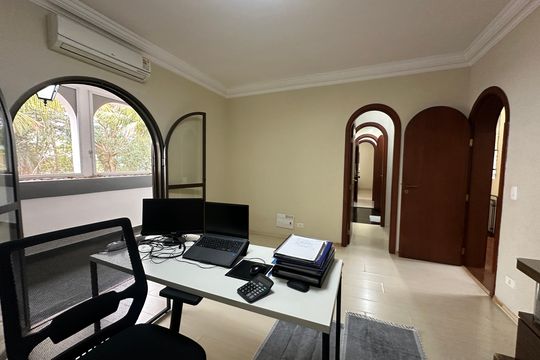 Suíte 2 de casa à venda com 4 quartos, 700m² em Alphaville Residencial Dois, Barueri