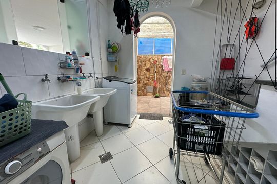Área de Serviço de casa à venda com 4 quartos, 700m² em Alphaville Residencial Dois, Barueri