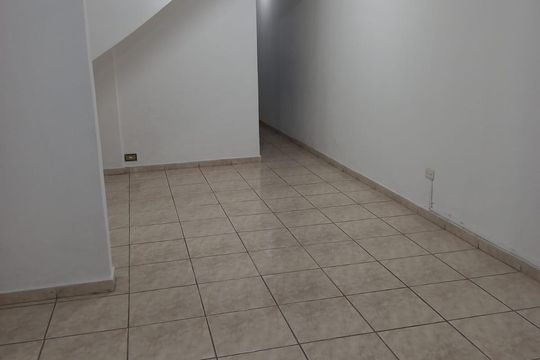 Casa à venda com 5 quartos, 125m² em Vila Uras, São Bernardo do Campo