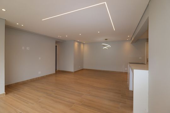 Sala de apartamento à venda com 2 quartos, 87m² em Jardim Bela Vista, Santo André