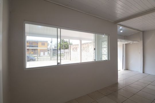 Sala de casa para alugar com 2 quartos, 100m² em Harmonia, Canoas