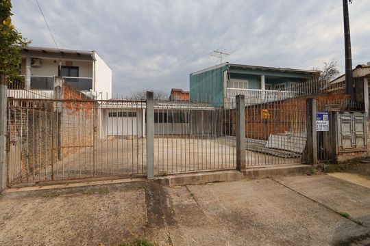 Fachada de casa para alugar com 2 quartos, 100m² em Harmonia, Canoas