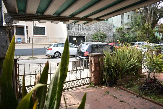 Garagem de casa à venda com 3 quartos, 224m² em Mirandópolis, São Paulo