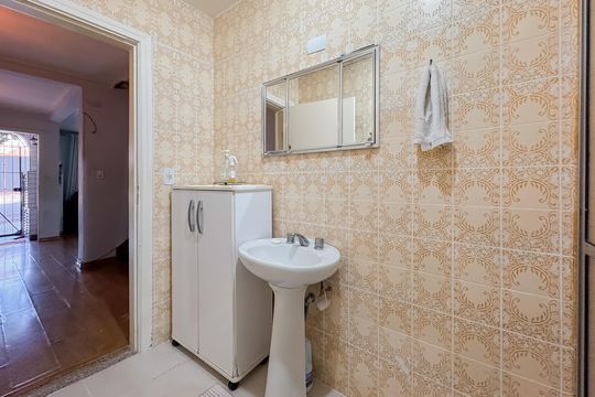 Banheiro  de casa à venda com 4 quartos, 160m² em Vila Mariana, São Paulo