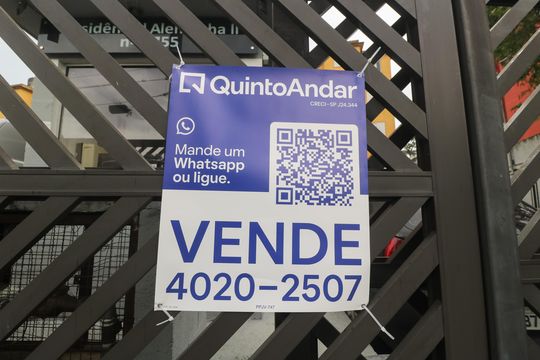Placa  de apartamento à venda com 2 quartos, 50m² em Vila Camilópolis, Santo André