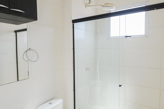 Banheiro de apartamento para alugar com 2 quartos, 43m² em Valentina Figueiredo, Ribeirão Preto