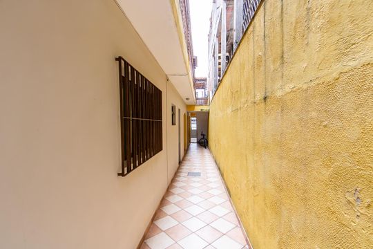 Corredor de casa para alugar com 1 quarto, 60m² em Jardim Aricanduva, São Paulo