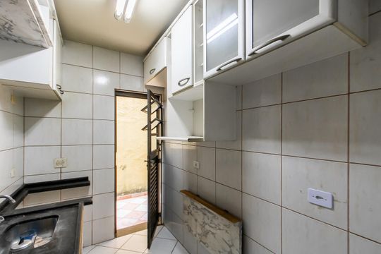 Cozinha de casa para alugar com 1 quarto, 60m² em Jardim Aricanduva, São Paulo