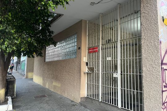 Fachada do Prédio de kitnet/studio para alugar com 1 quarto, 24m² em Água Branca, São Paulo
