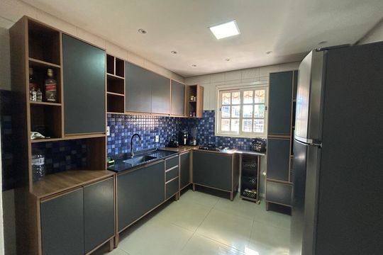 Cozinha de casa à venda com 5 quartos, 120m² em Scharlau, São Leopoldo