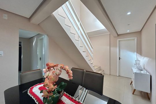 Sala de casa à venda com 5 quartos, 120m² em Scharlau, São Leopoldo