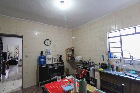 Cozinha de casa à venda com 5 quartos, 120m² em Vila Antonieta, São Paulo