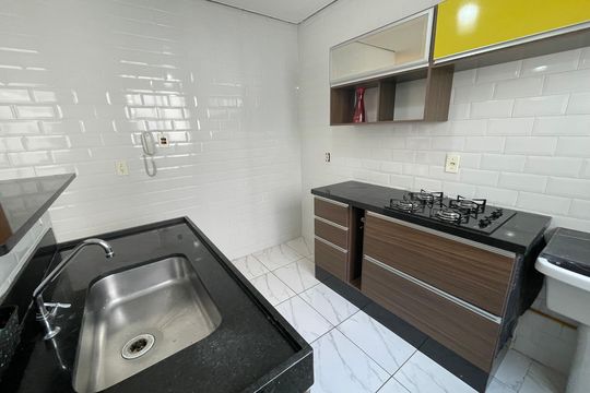 Cozinha de apartamento para alugar com 2 quartos, 43m² em Vila Izabel, Guarulhos