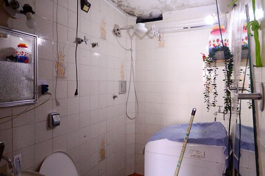Banheiro de apartamento à venda com 1 quarto, 36m² em Aclimação, São Paulo