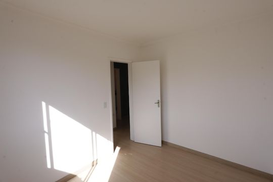 Quarto 1 de apartamento para alugar com 2 quartos, 49m² em Castelo, Belo Horizonte