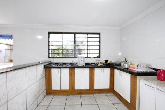 Cozinha de casa para alugar com 7 quartos, 350m² em Prado, Belo Horizonte