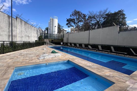 Área comum - Piscina de apartamento para alugar com 3 quartos, 77m² em Vila Satúrnia, Campinas