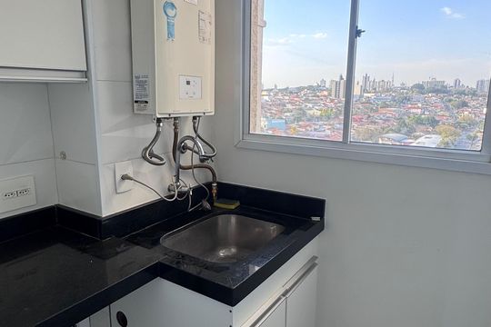Área de Serviço de apartamento para alugar com 3 quartos, 77m² em Vila Satúrnia, Campinas