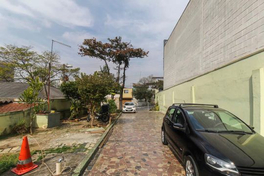 Garagem de casa à venda com 3 quartos, 80m² em Vila Graciosa, São Paulo