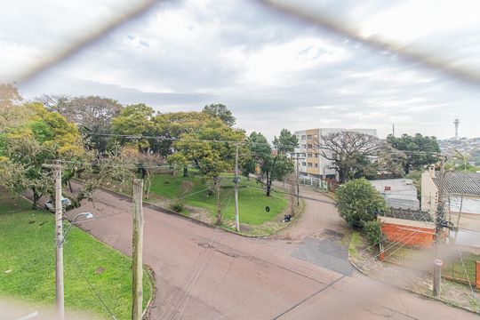 Vista do Quarto 1 de apartamento para alugar com 3 quartos, 96m² em Medianeira, Porto Alegre