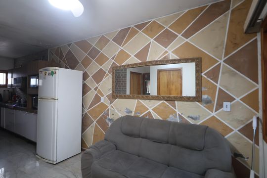 Sala de casa à venda com 2 quartos, 50m² em Brigadeira, Canoas