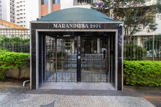 Fachada de apartamento à venda com 3 quartos, 156m² em Cambuí, Campinas
