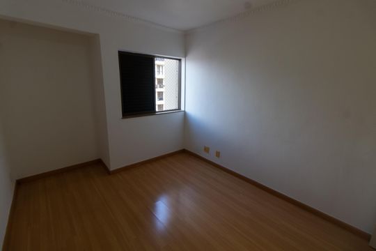 Quarto 2 de apartamento à venda com 3 quartos, 156m² em Cambuí, Campinas