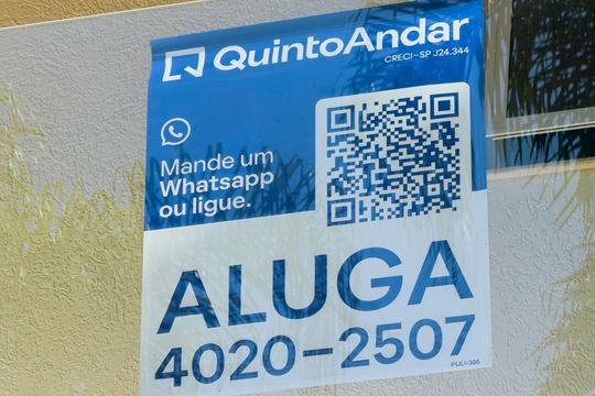 Plaquinha de casa de condomínio para alugar com 4 quartos, 550m² em Quinta das Flores, São José dos Campos