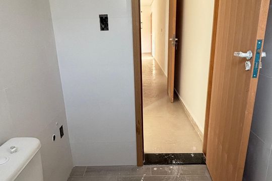 Banheiro da Suíte de apartamento à venda com 2 quartos, 58m² em Vila Amabile Pezzolo, Santo André