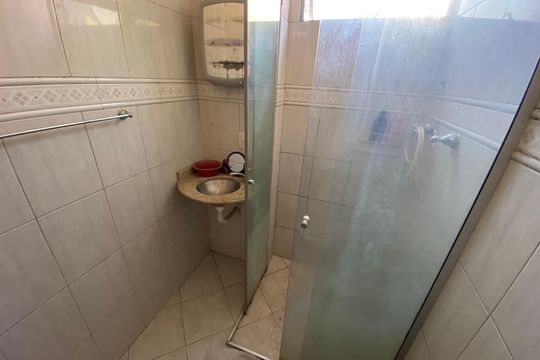 Banheiro de apartamento à venda com 1 quarto, 58m² em Freguesia (jacarepaguá), Rio de Janeiro