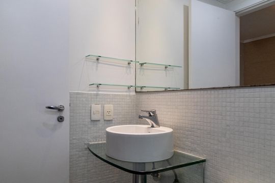 Banheiro da Suíte de apartamento à venda com 2 quartos, 87m² em Pompeia, São Paulo