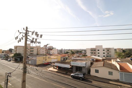 Vista da Sacada de apartamento para alugar com 2 quartos, 56m² em Santa Mônica, Uberlândia