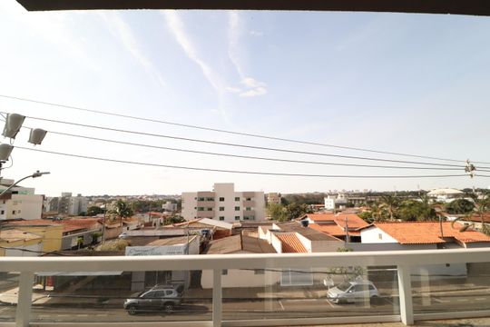 Sacada de apartamento para alugar com 2 quartos, 56m² em Santa Mônica, Uberlândia
