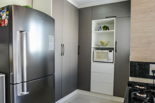 Cozinha e Área de Serviço de apartamento à venda com 2 quartos, 100m² em Vila Curuçá, Santo André