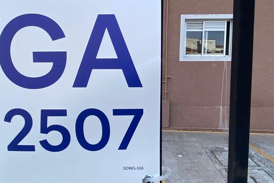 Placa de apartamento para alugar com 2 quartos, 45m² em Parque Cisper, São Paulo