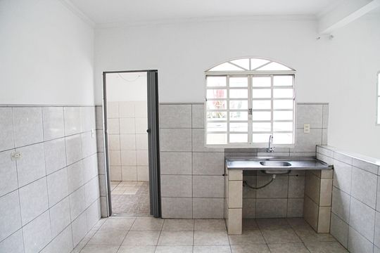 Cozinha  de casa para alugar com 1 quarto, 44m² em Jardim Rosana, Guarulhos