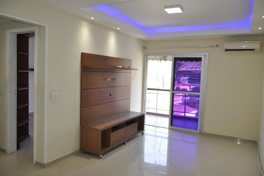 Sala de apartamento para alugar com 2 quartos, 85m² em Todos Os Santos, Rio de Janeiro