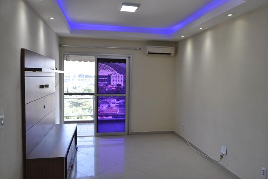 Apartamento para alugar com 2 quartos, 85m² em Todos Os Santos, Rio de Janeiro