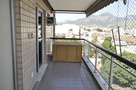 Sacada de apartamento para alugar com 2 quartos, 85m² em Todos Os Santos, Rio de Janeiro