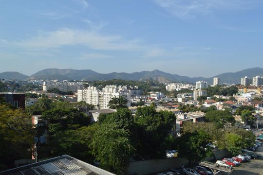 Vista do Quarto 2 de apartamento para alugar com 2 quartos, 45m² em Pechincha, Rio de Janeiro