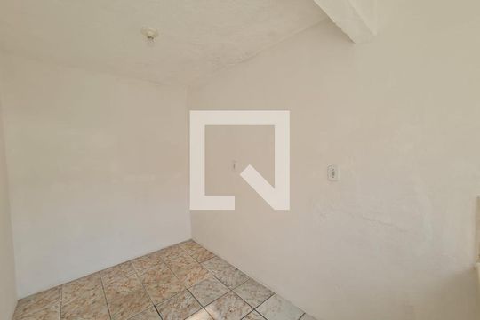 Casa 1  de casa à venda com 4 quartos, 180m² em Jardim Jovaia, Guarulhos