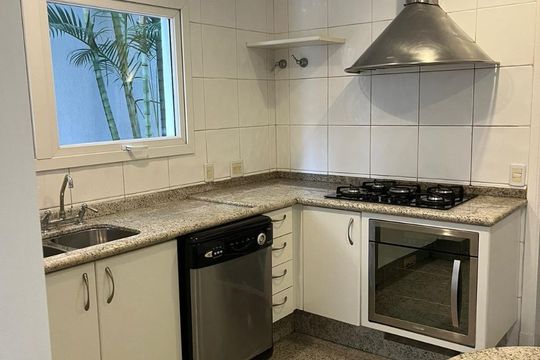 Casa de Condomínio à venda com 4 quartos, 535m² em Super Quadra Morumbi, São Paulo