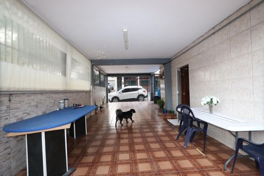 Garagem de casa à venda com 3 quartos, 240m² em Vila Graciosa, São Paulo