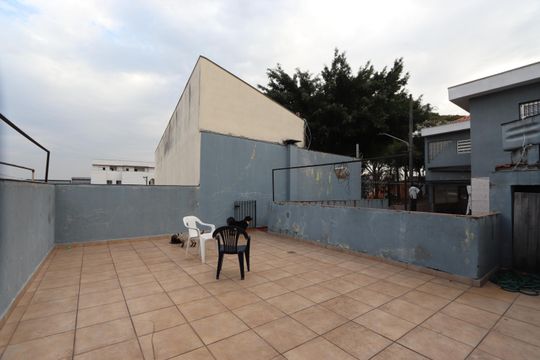 Solário de casa à venda com 3 quartos, 240m² em Vila Graciosa, São Paulo